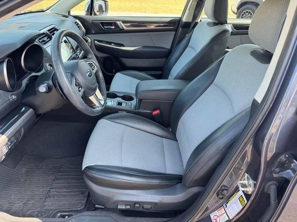 Used 2017 Gray Subaru 2.5i image 5