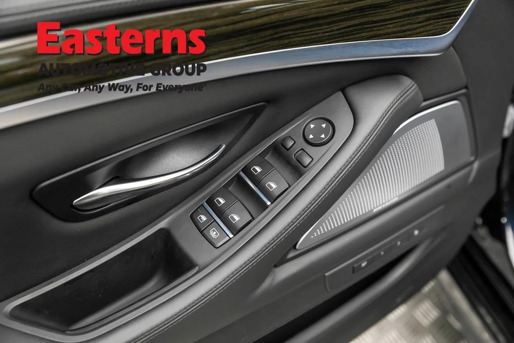 Used 2015 Black BMW Base image 14