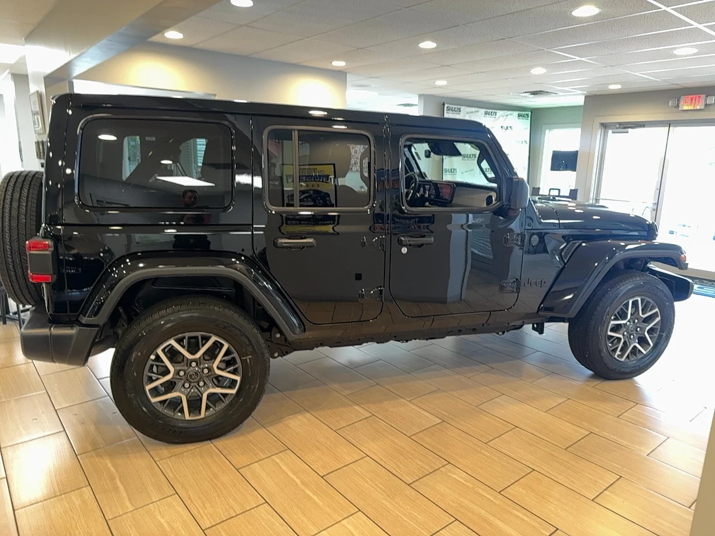 Used 2026 Black Clearcoat Jeep Sahara image 7