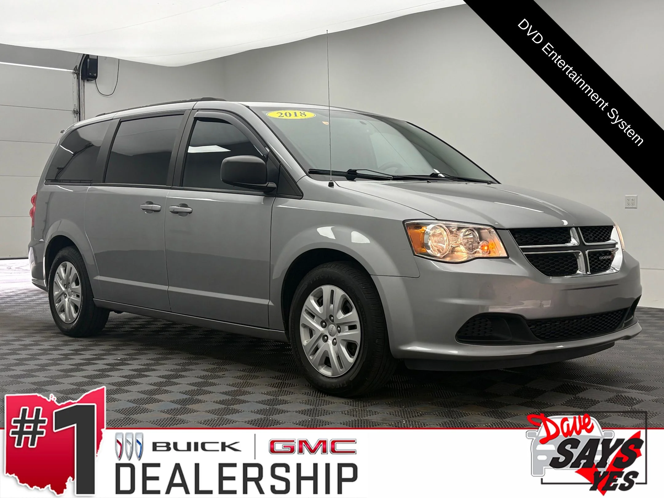 Used 2018 Billet Silver Metallic Clearcoat Dodge SE image 1