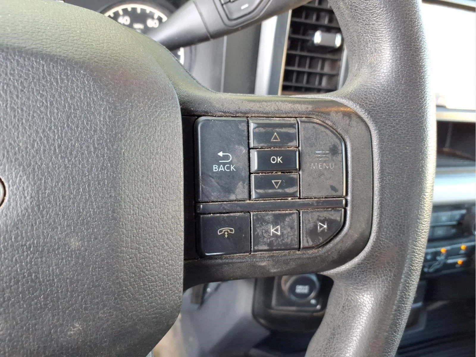 Used 2024  Ford XL image 21