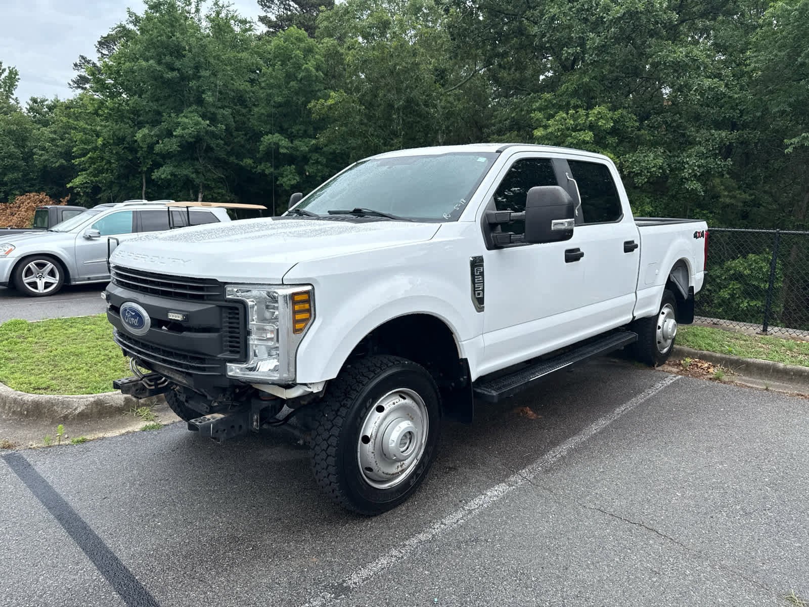2019 Ford F-250 XL 4x4 Crew Cab 8' Box's photo