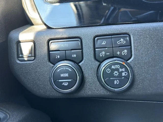 2023 Chevrolet Silverado 1500 LTZ - Photo 26