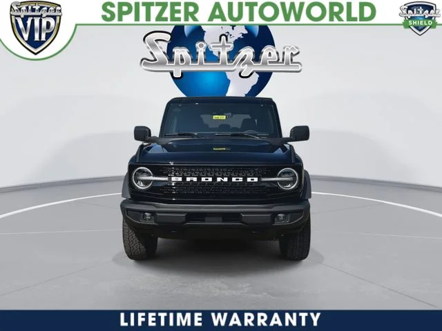New 2026 Shadow Black Ford Outer Banks® image 3