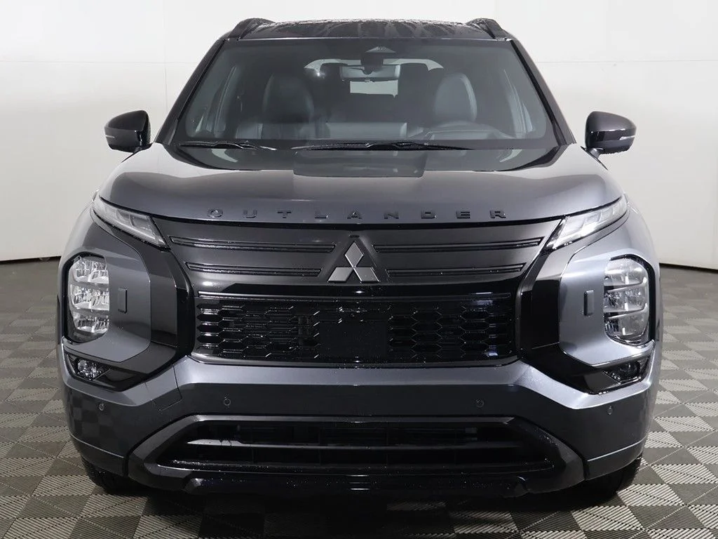 New 2026 Gray Mitsubishi Black Edition image 17