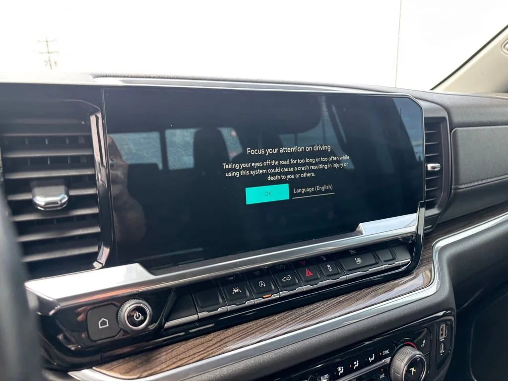 Used 2022 Black Chevrolet RST image 18