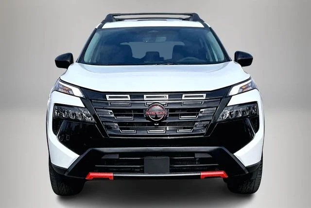 New 2026 Everest White Pearl TriCoat Nissan Rock Creek® image 11