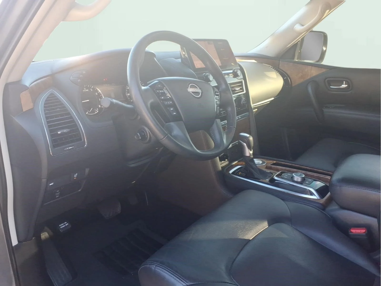 Used 2022 Gray Nissan SL image 19