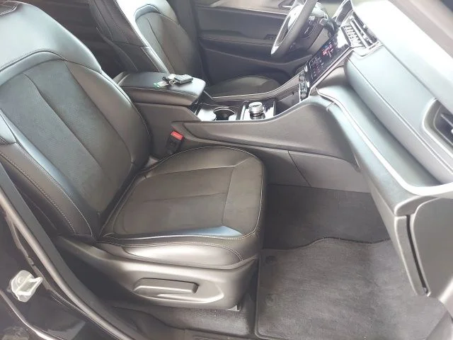 2025 Jeep Grand Cherokee L Altitude - Photo 32