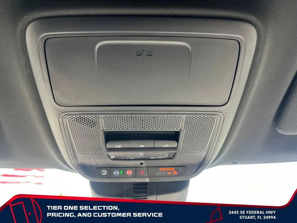 New 2026 Summit White GMC Elevation image 25