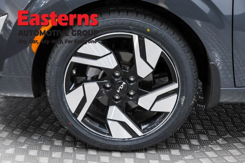 Used 2024  Kia GT-Line image 33