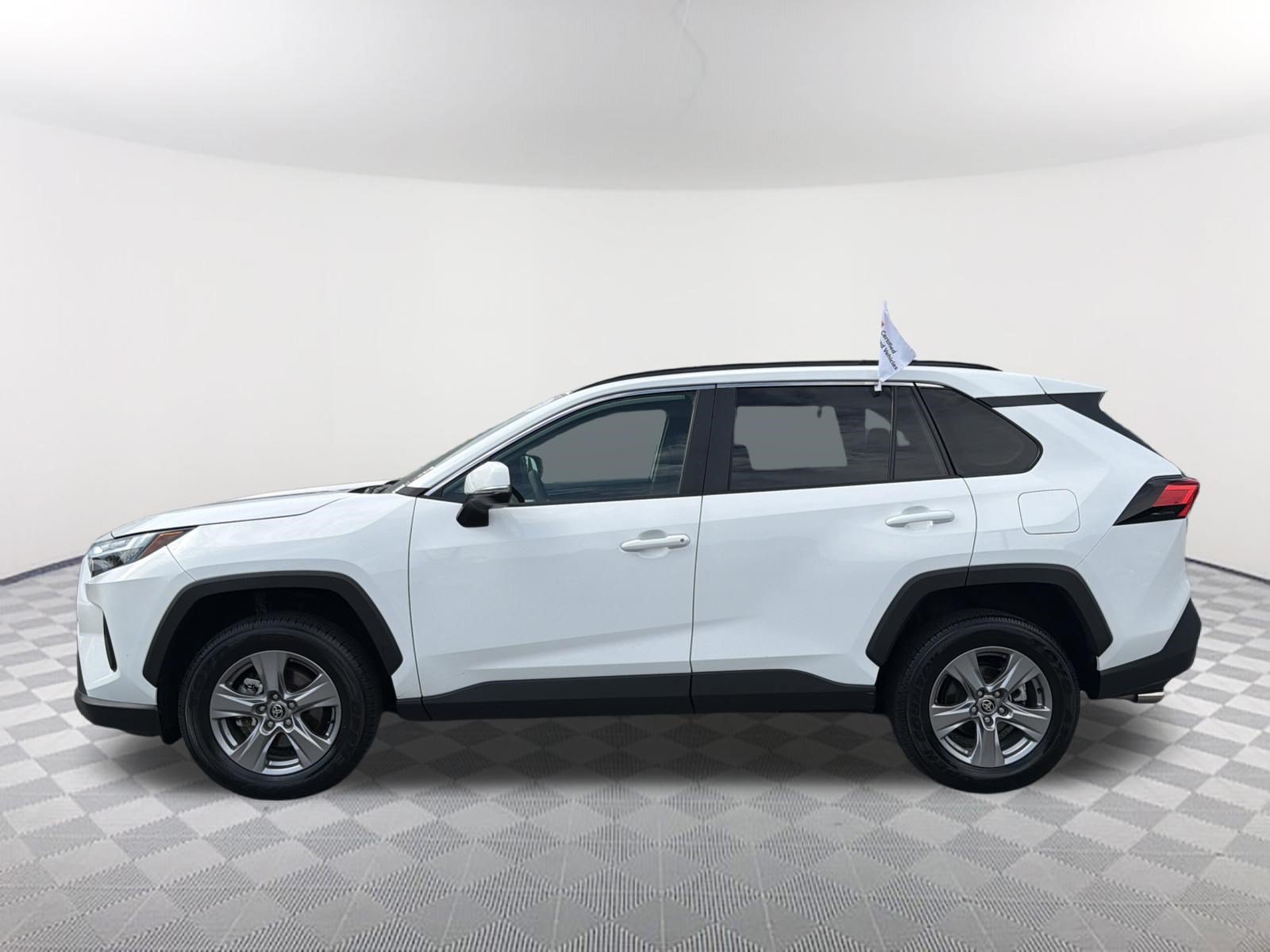 Certified Used 2025 Ice Cap Toyota XLE image 13