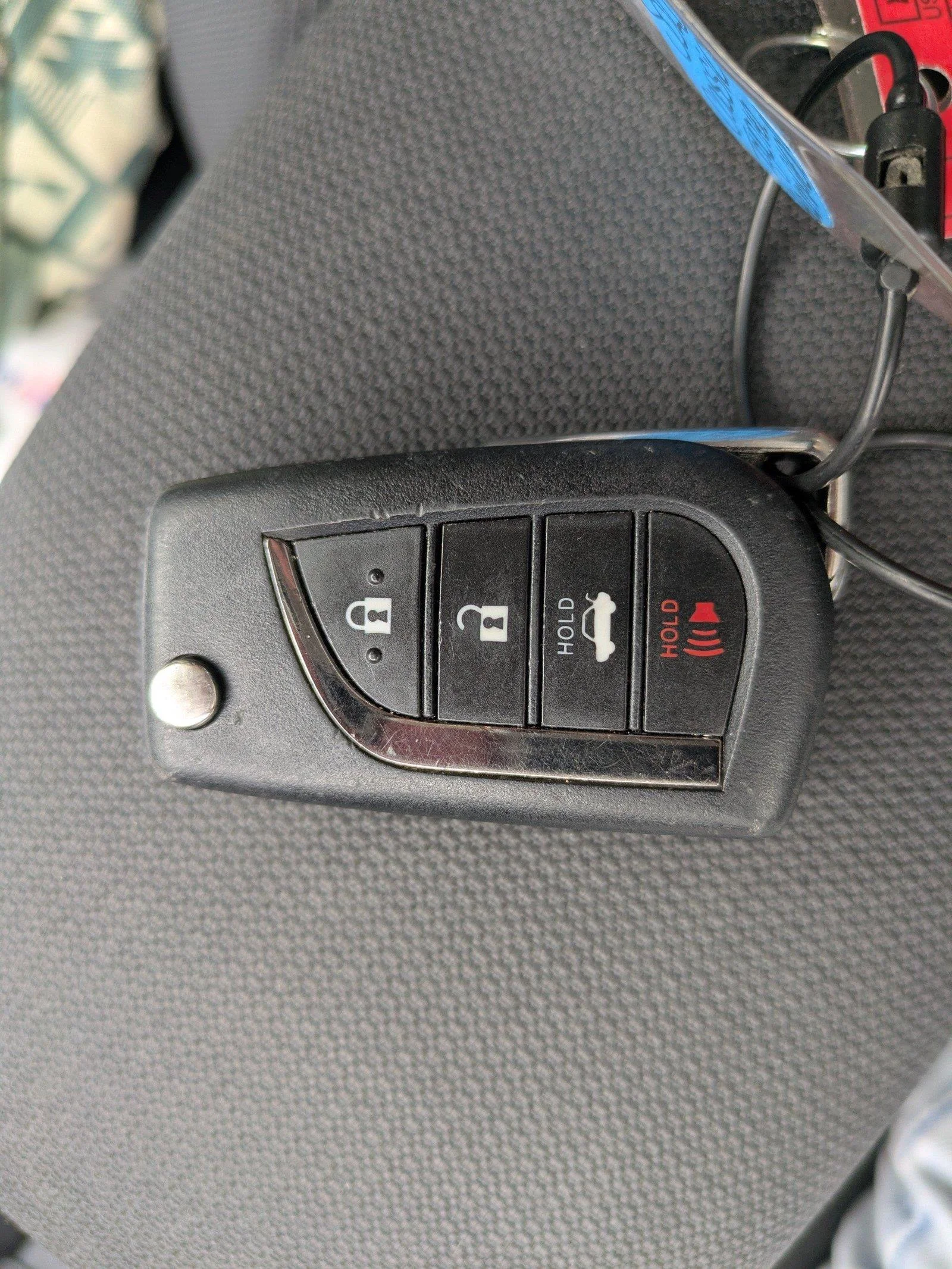 Used 2024  Toyota LE image 25