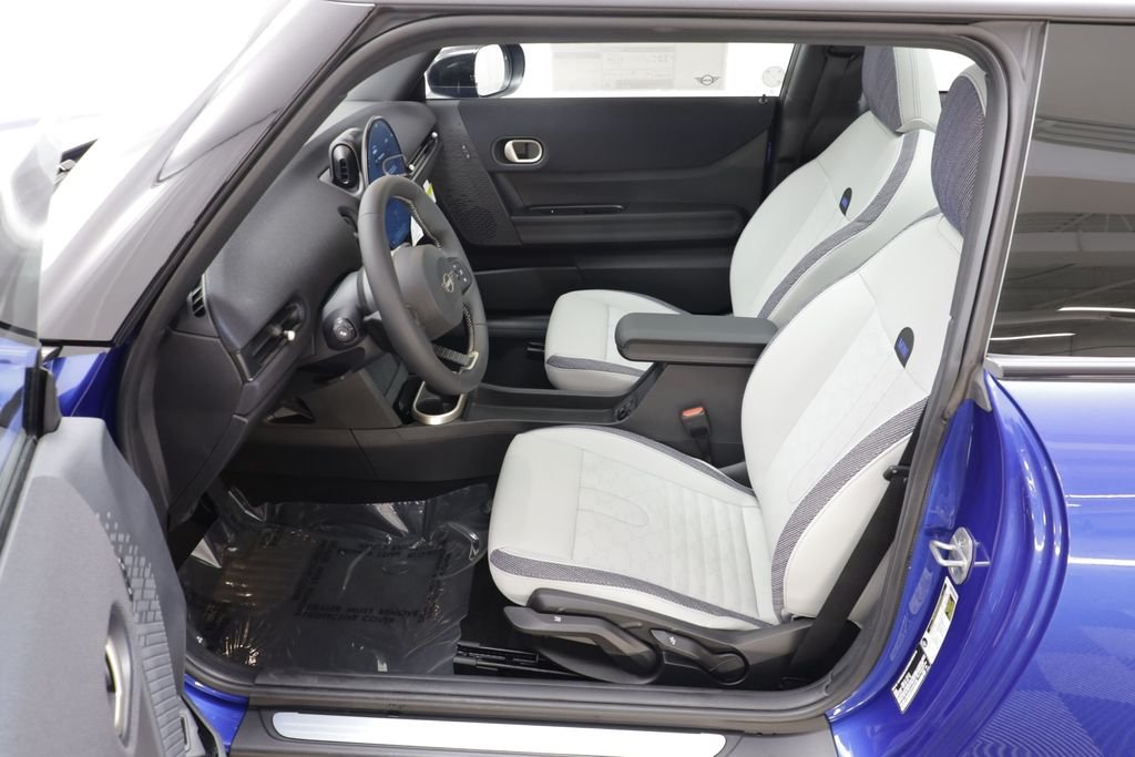 New 2026 Blazing Blue MINI Oxford Edition image 7