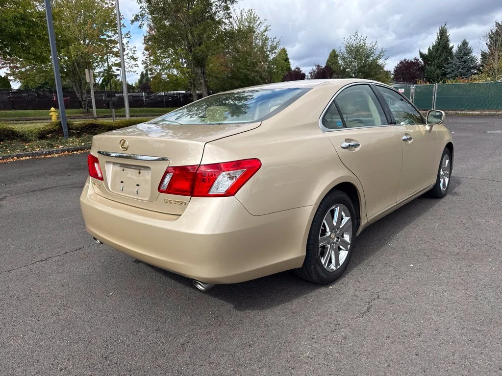 Used 2007 Golden Almond Metallic Lexus 350 image 7