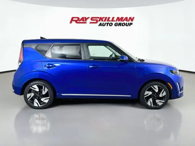 Used 2023 Blue Kia GT-Line image 5