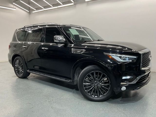 Used 2022 Black INFINITI Sensory image 2