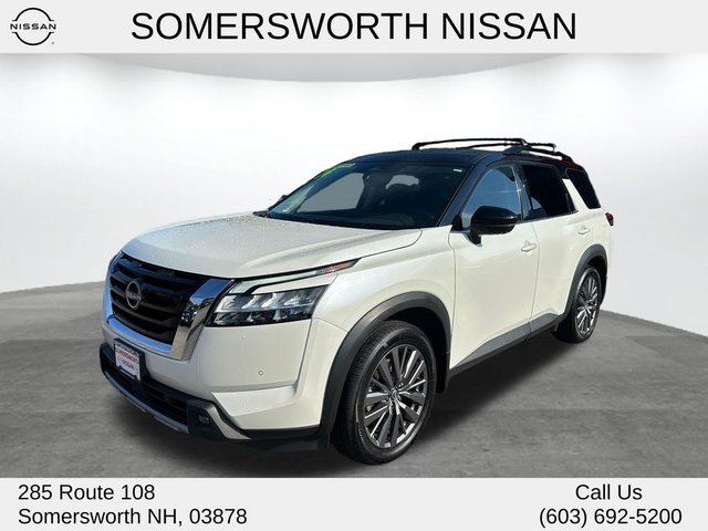 2024 Nissan Pathfinder SL