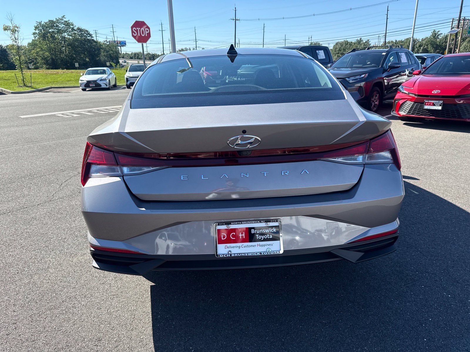 Used 2023 Silver Hyundai SEL image 6