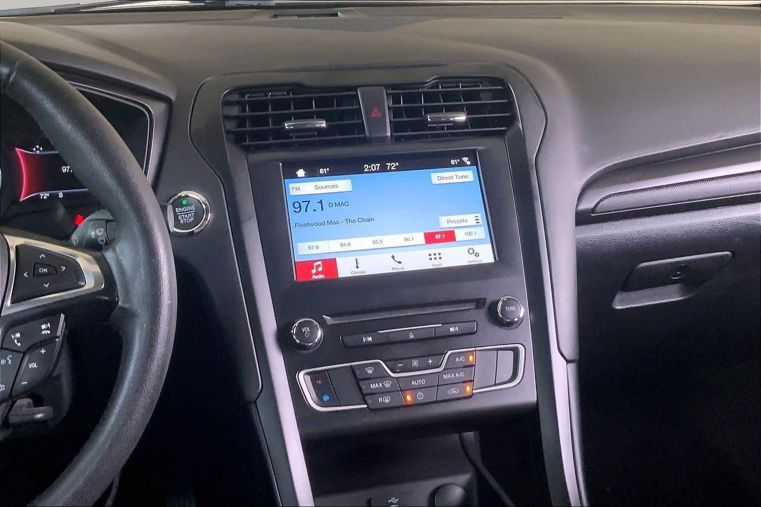 Pre-Owned 2018 Ford Fusion SE