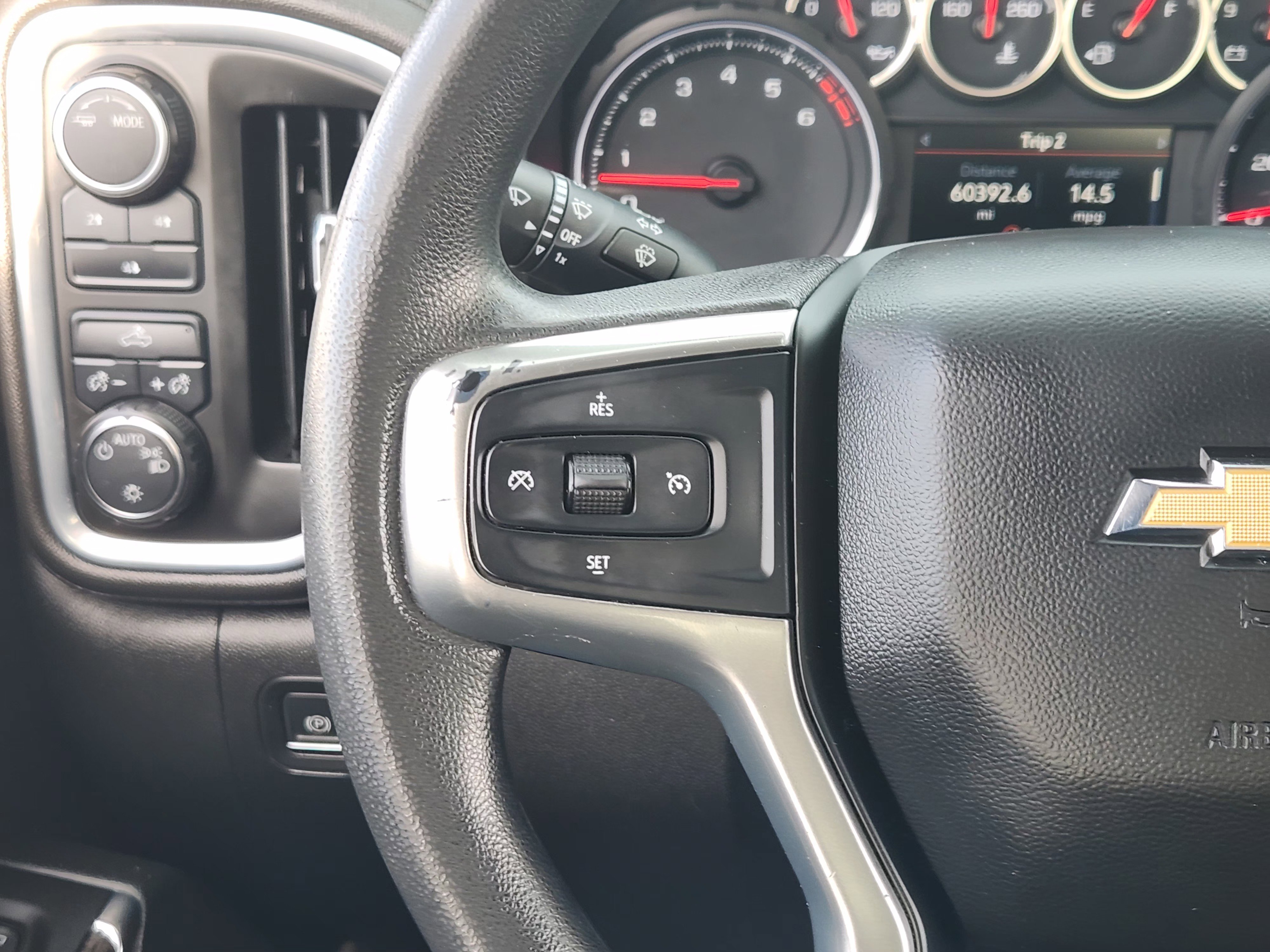 Used 2022 Summit White Chevrolet LT image 26
