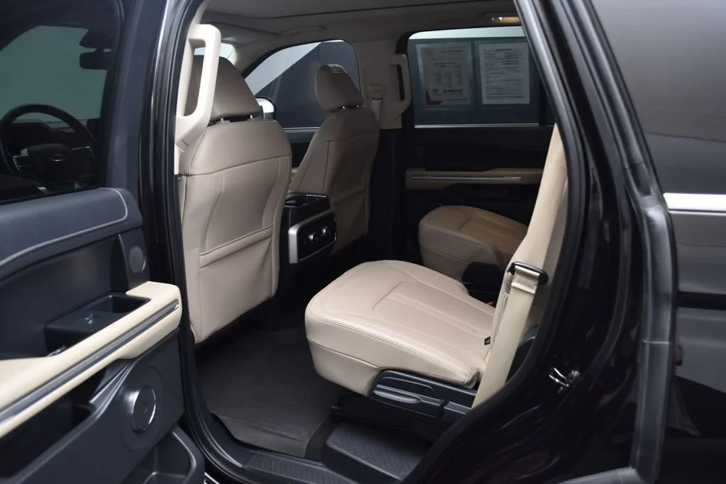 Used 2024 Black Metallic Ford Limited image 18