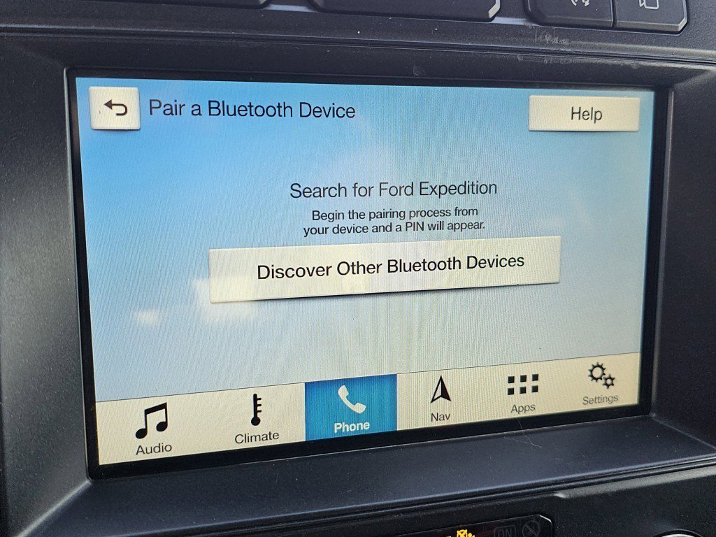 Used 2018 Shadow Black Ford Platinum image 13