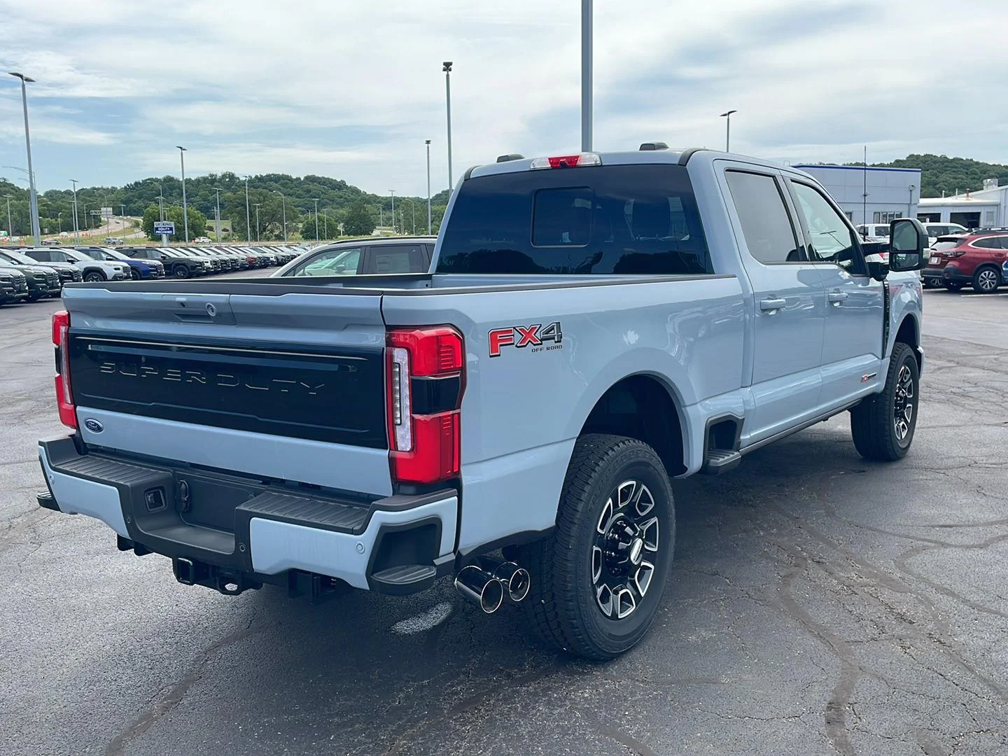New 2026 Glacier Gray Metallic Tri-Coat Ford Platinum image 8