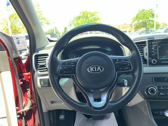 Used 2017 Red Kia LX image 19