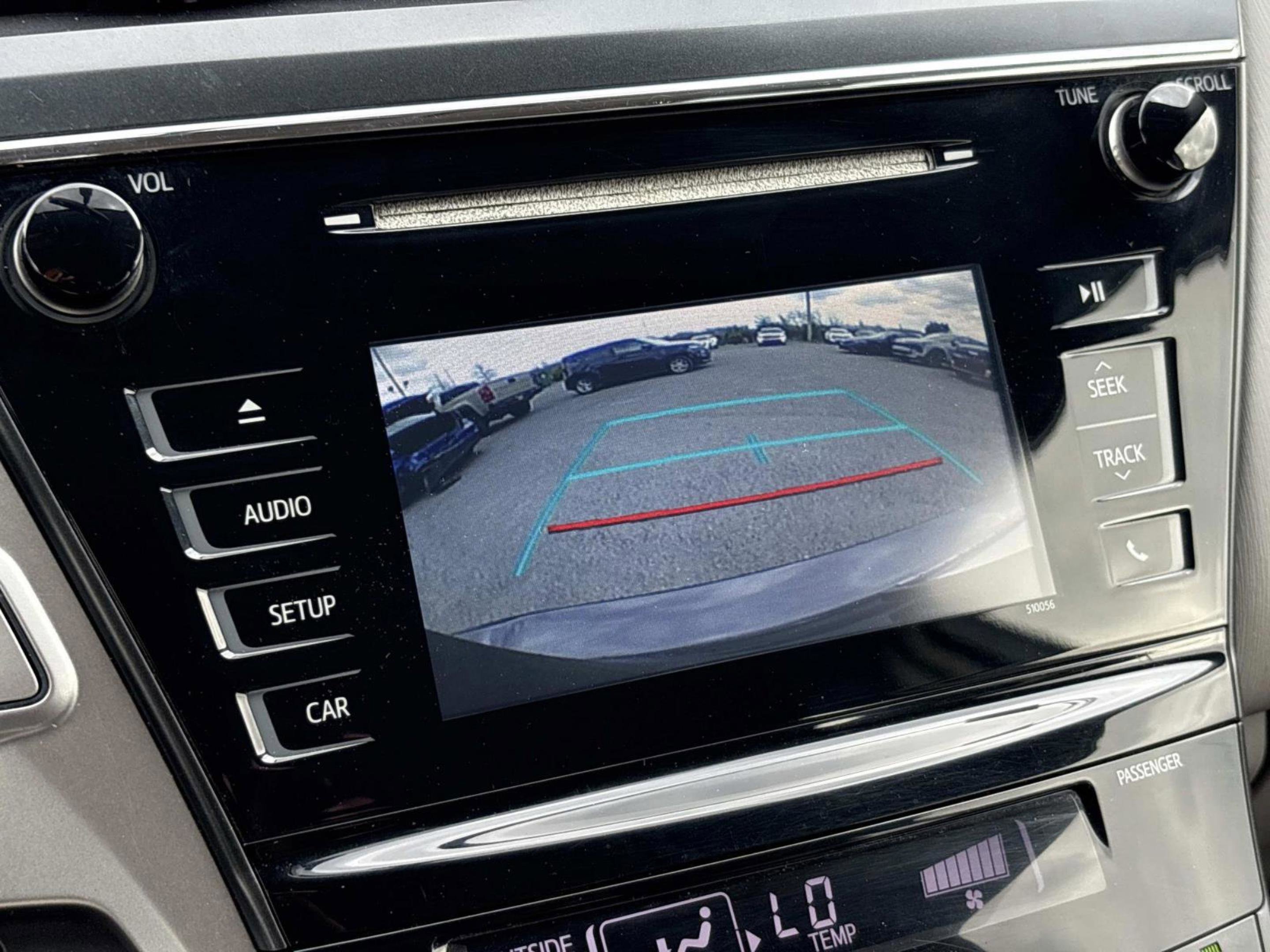 2016 Toyota Prius v Five - Photo 30