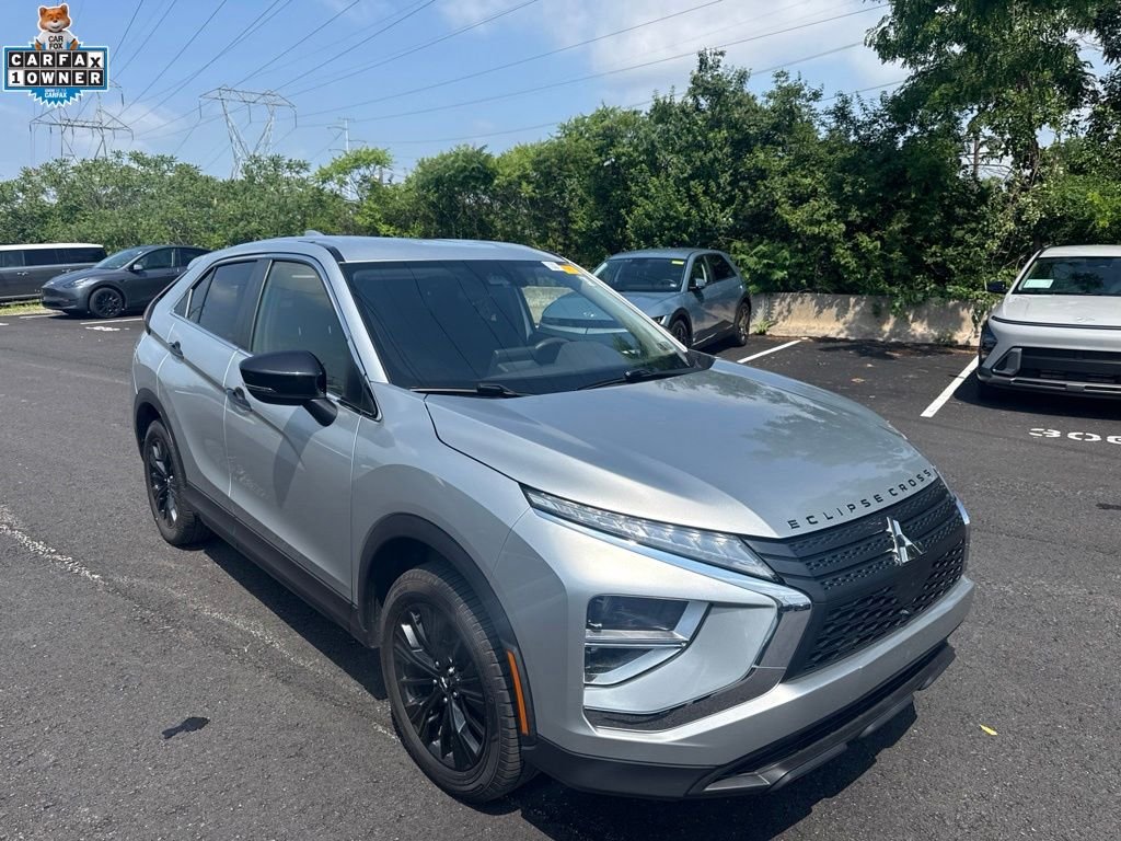 Used 2022 Silver Mitsubishi LE image 2