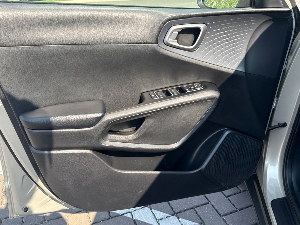 Used 2020 Gold Kia EX image 15