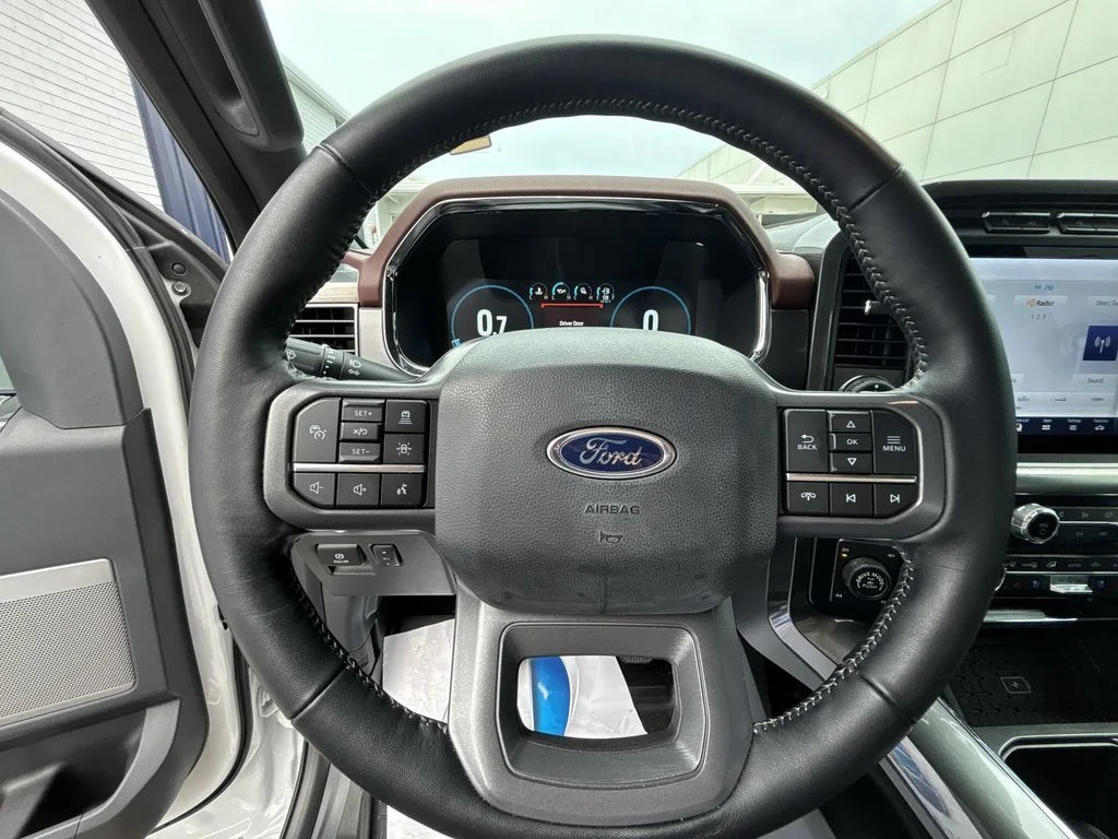 Used 2023 White Ford Lariat image 11