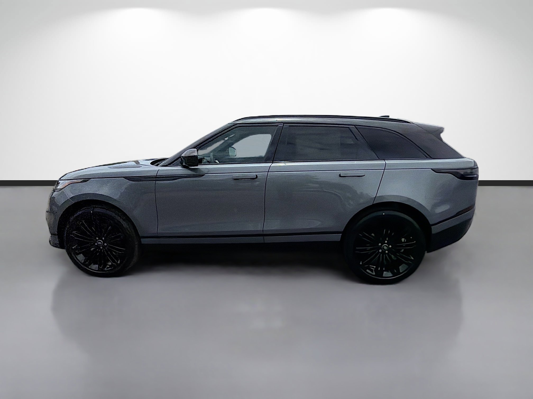 New 2026 Zadar Grey Land Rover Belgravia Edition image 2