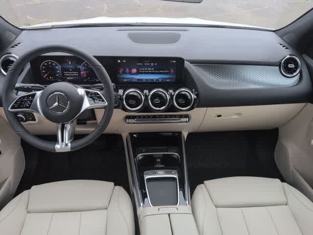 New 2026 Polar White Mercedes-Benz GLA 250 image 15