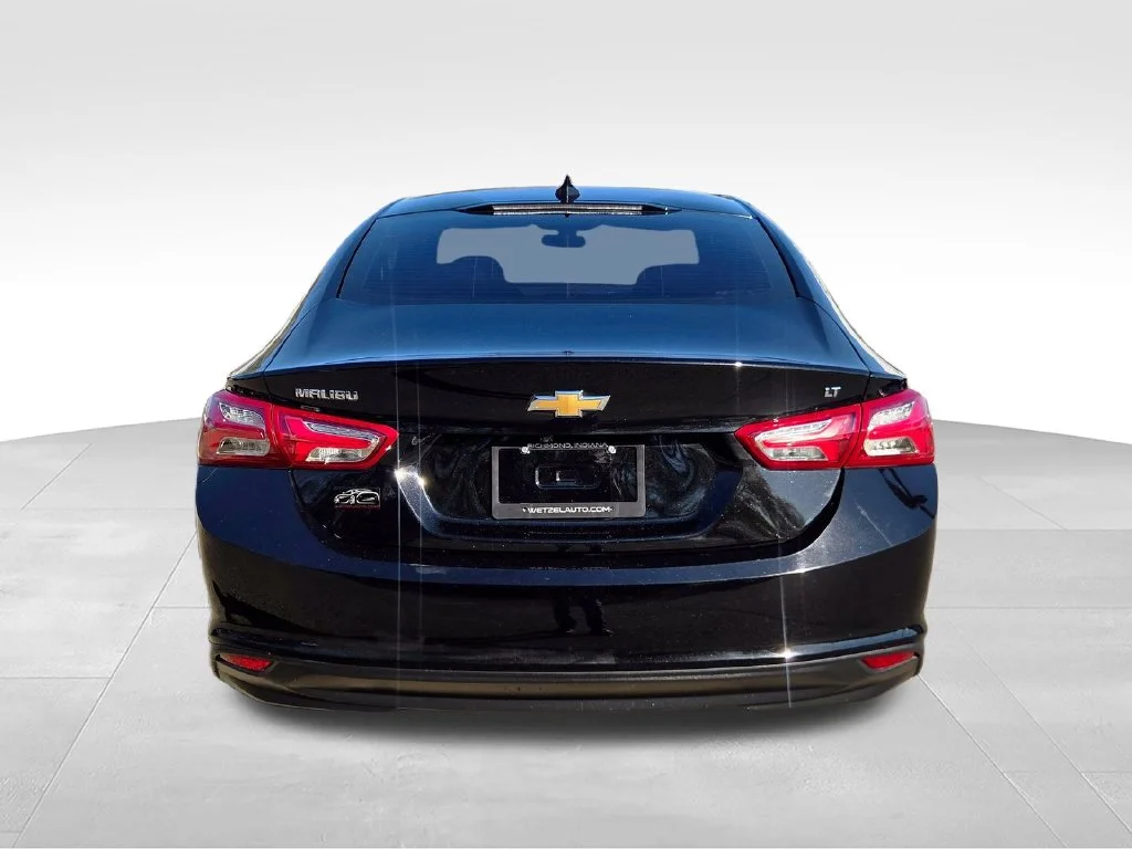 Used 2021 Black Chevrolet LT image 6
