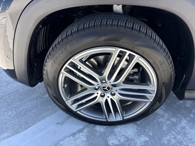 Used 2025 Black Mercedes-Benz GLS 450 image 10