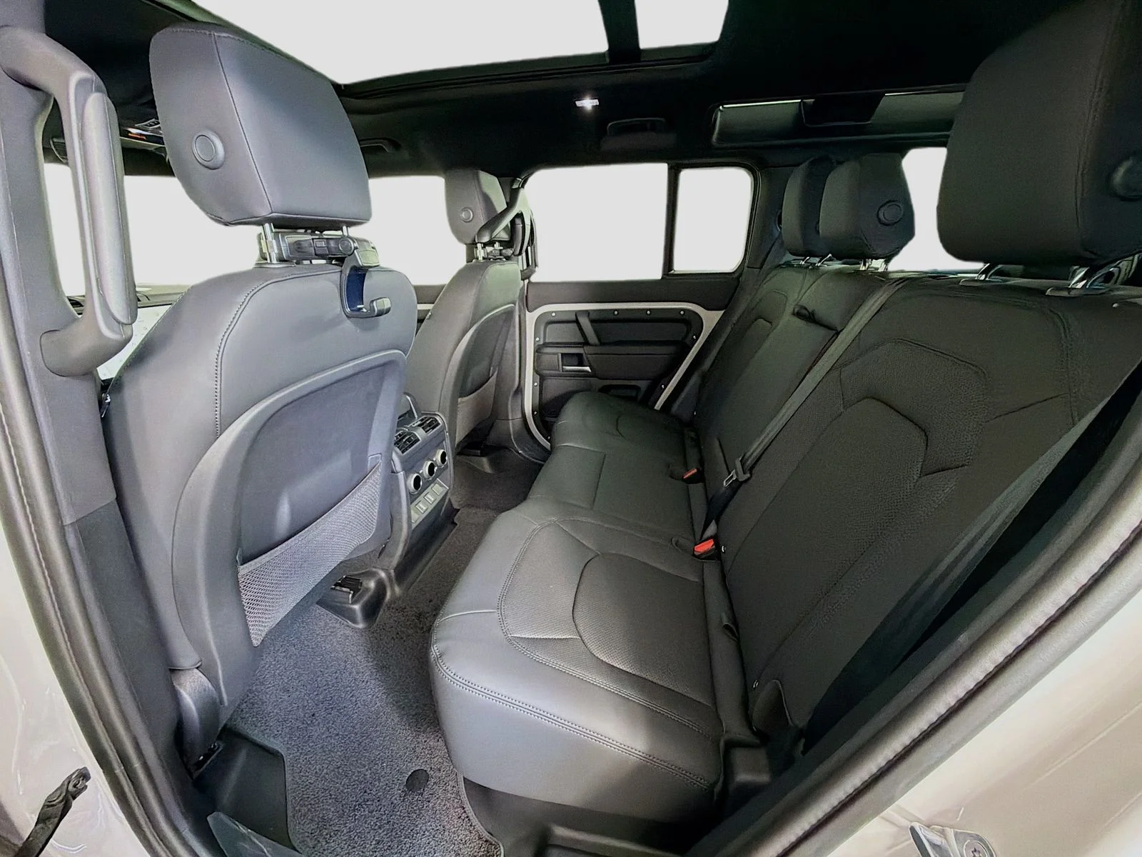 New 2026 Borasco Grey Land Rover X-Dynamic SE image 27