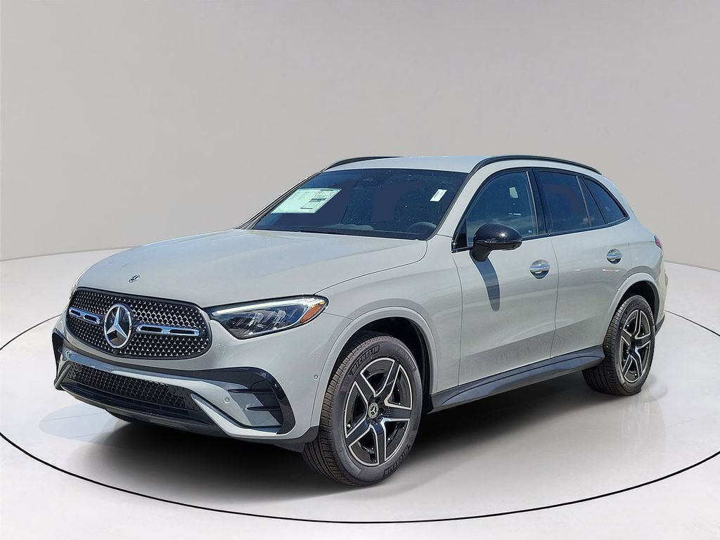 New 2026 MANUFAKTUR Alpine Grey Mercedes-Benz GLC 300 image 3