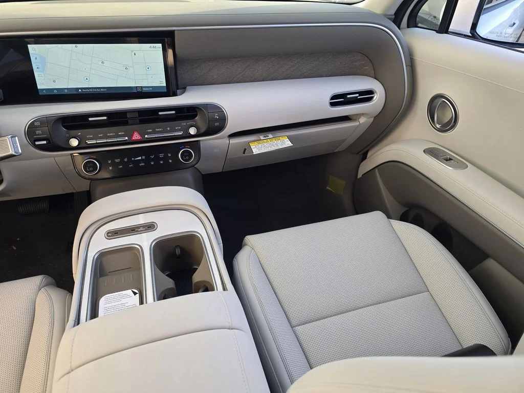 New 2026 Green Hyundai SEL Premium image 9