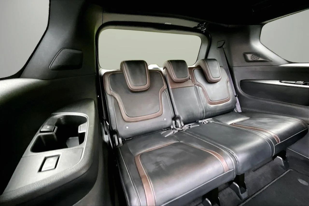 Certified Used 2025 White Nissan SL image 25