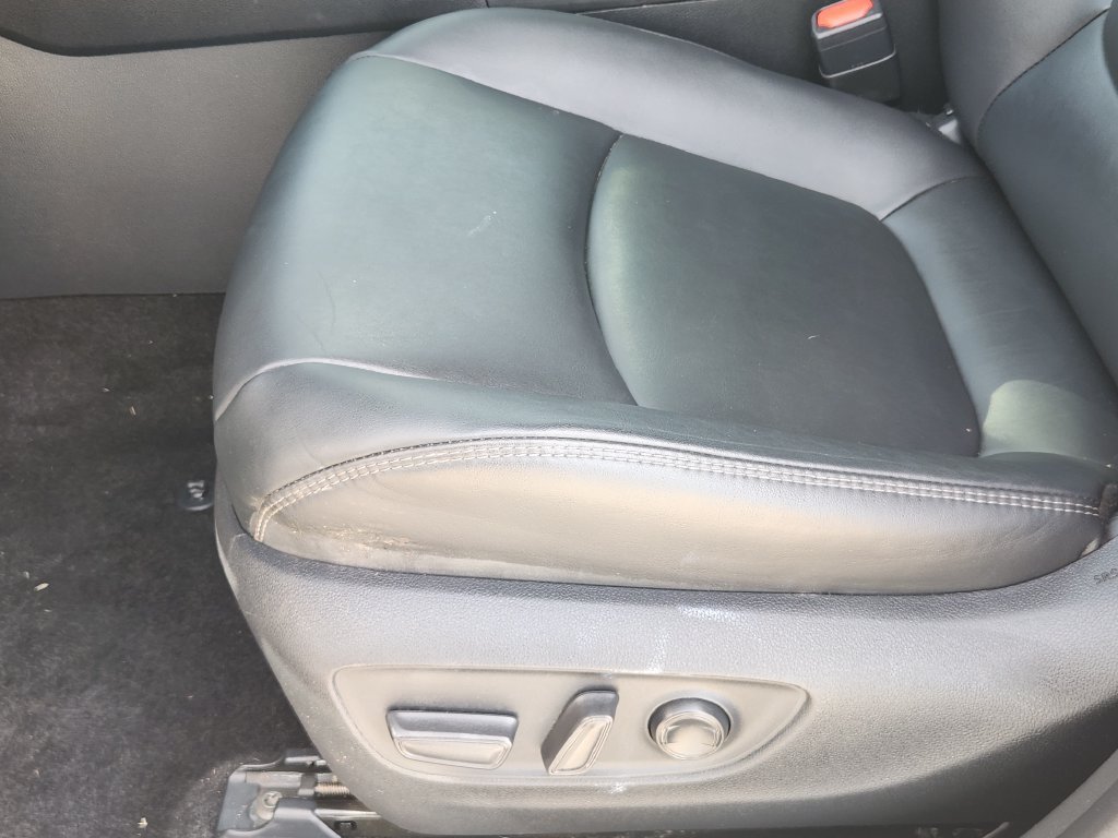 Certified Used 2024 Silver Toyota XLE Premium image 17