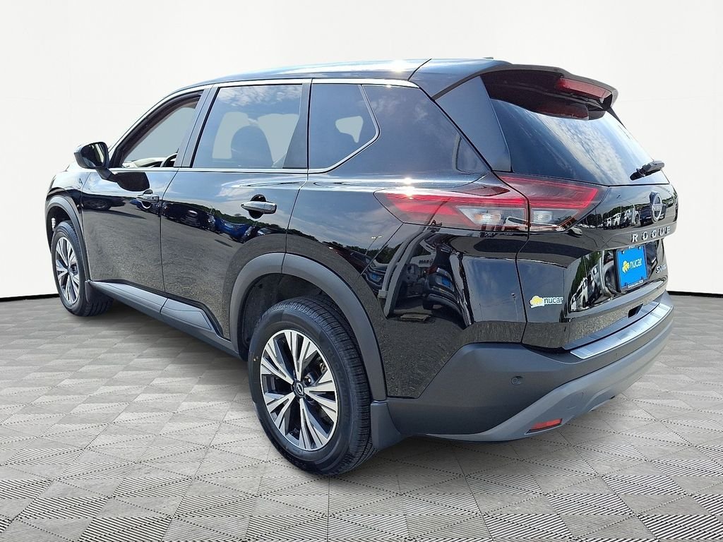 Used 2023 Black Nissan SV image 5