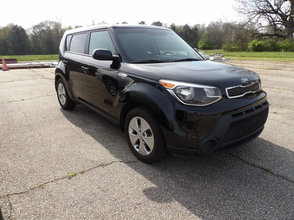 Used 2016 Kia Soul Base with VIN KNDJN2A24G7367082 for sale in Commerce, GA