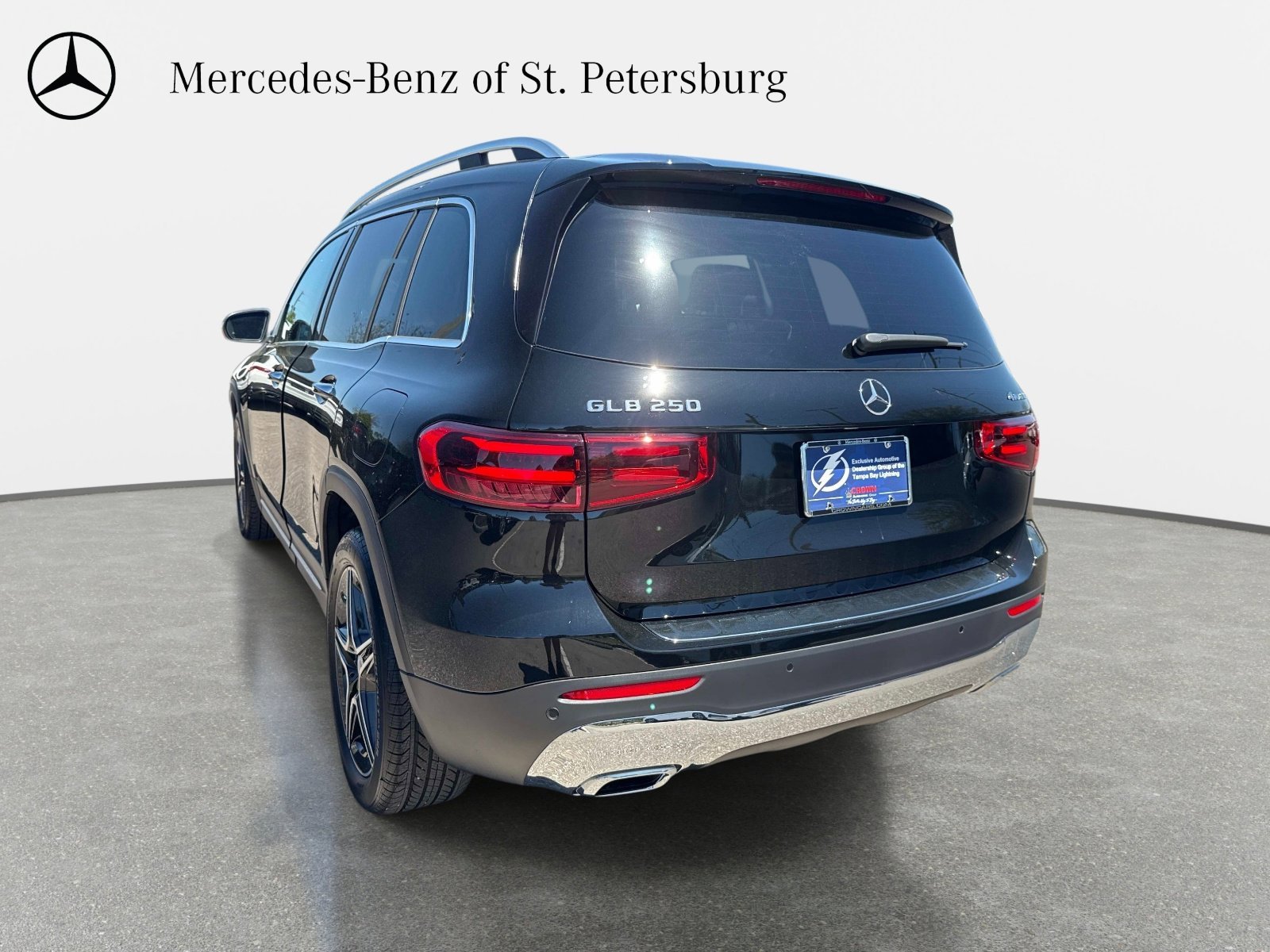 New 2026 Black Mercedes-Benz 250 4MATIC® SUV image 8