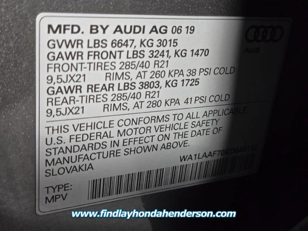 Used 2019 Gray Metallic Audi 55 SE Premium Plus image 14