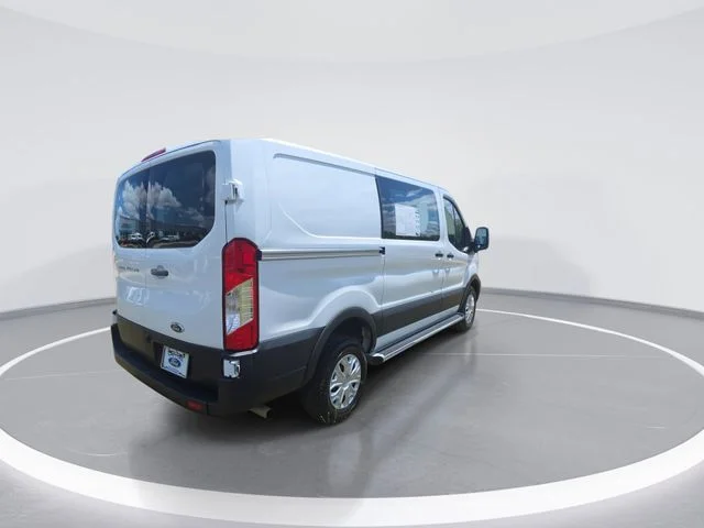 Used 2024 White Ford Base image 8