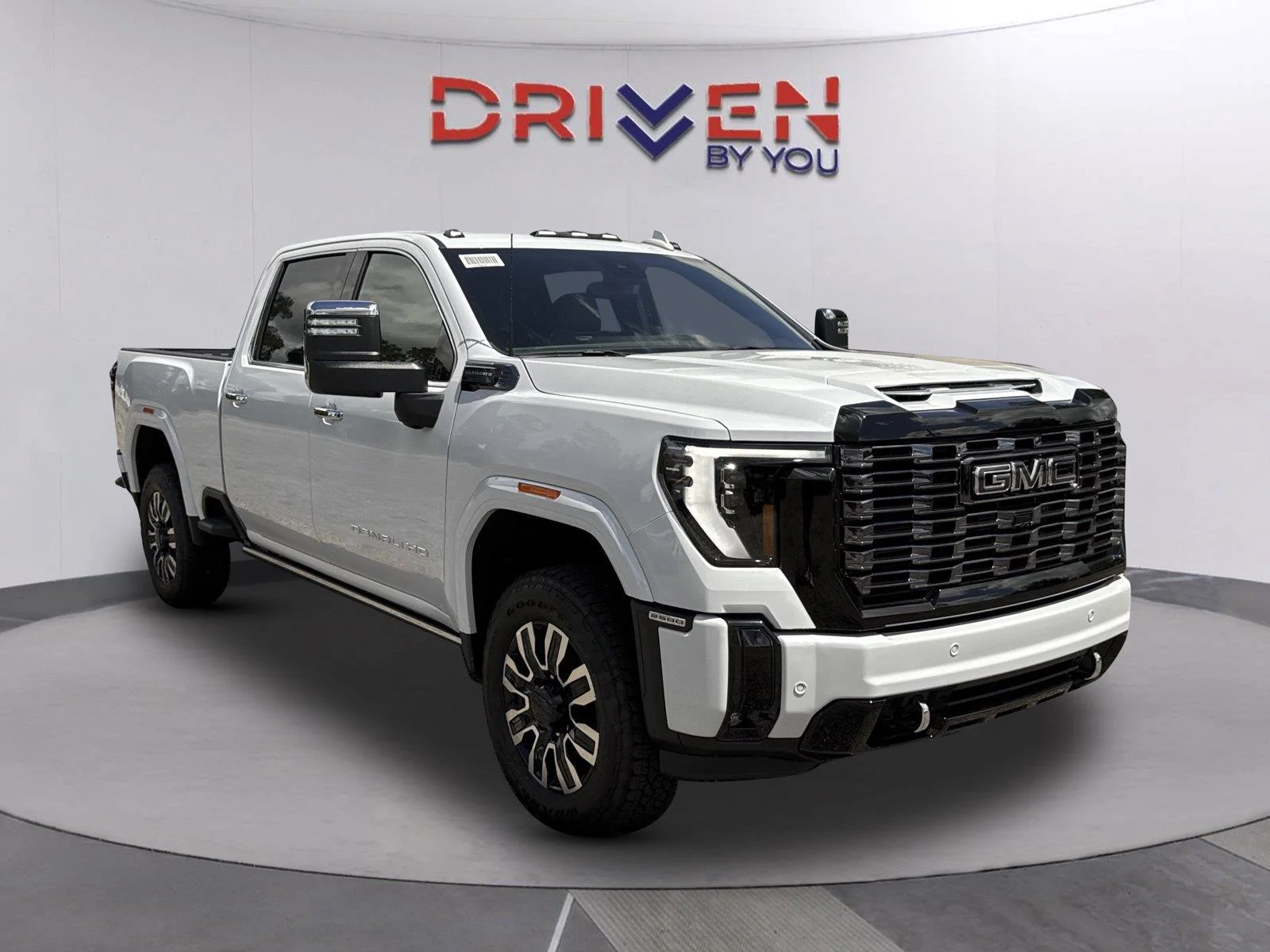 New 2026 Glacier White Tricoat GMC Denali Ultimate image 1