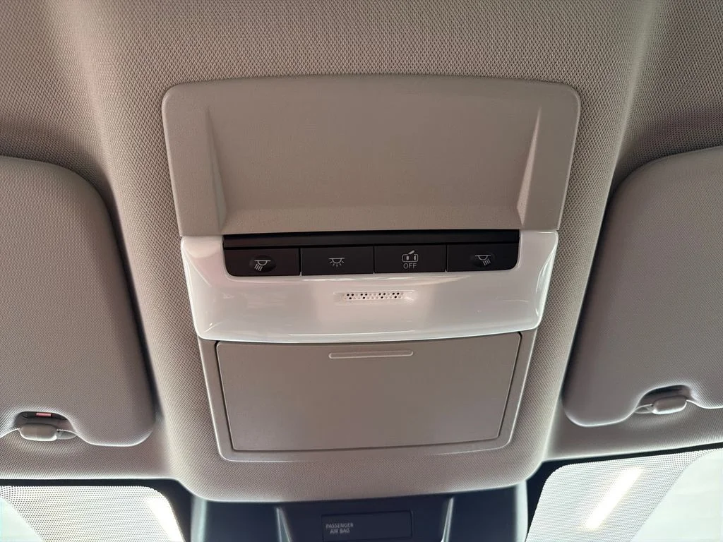 New 2026 Gray Nissan S image 15