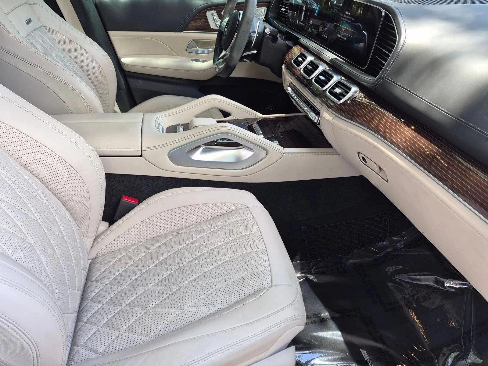 Used 2021 Designo Diamond White Bright Mercedes-Benz AMG® GLS 63 image 21